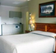 Saltbush Motor Inn - Holiday Adelaide