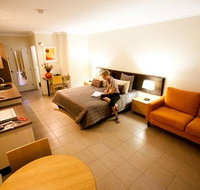 Spinifex Motel  Serviced Apartments - Holiday Adelaide