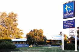 Swaggers Motor Inn & Restaurant - Holiday Adelaide 0
