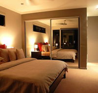 The Long Weekend Retreat - Holiday Adelaide
