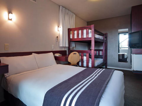 Y Hotel City South - Holiday Adelaide 1