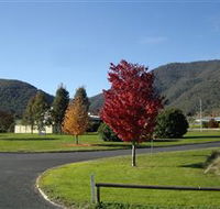 Talbingo Country Club - Holiday Adelaide