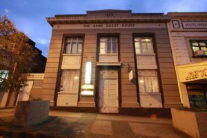 The Bank Guesthouse - Holiday Adelaide 10