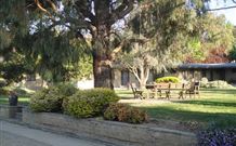 Hamilton Hume Motor Inn - Yass - Holiday Adelaide 0