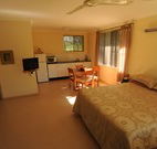Ned's Bed Horse and Dog-Otel - Clybucca - Holiday Adelaide
