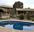 Statesman Motor Inn - Corowa - Holiday Adelaide