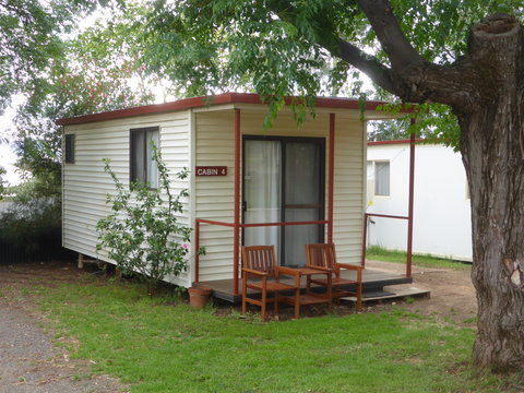 Peak Hill Caravan Park - Holiday Adelaide 2