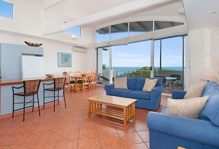 Aqua Promenade Beachfront Apartments - Holiday Adelaide 2