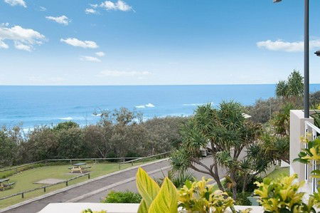 Aqua Promenade Beachfront Apartments - Holiday Adelaide 5