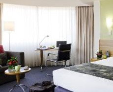Mercure Sydney - Holiday Adelaide 3