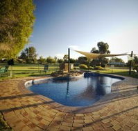 Howlong Country Golf Club Motel - Holiday Adelaide