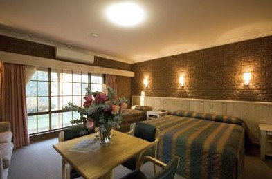 Howlong Country Golf Club Motel - Holiday Adelaide 1
