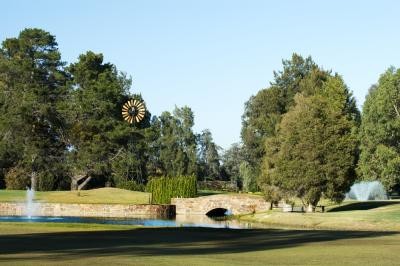 Howlong Country Golf Club Motel - Holiday Adelaide 4