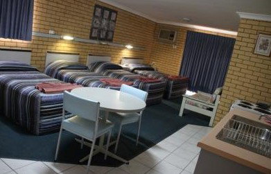 Tallarook Motor Inn - Holiday Adelaide 2