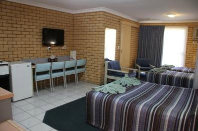 Tallarook Motor Inn - Holiday Adelaide 4