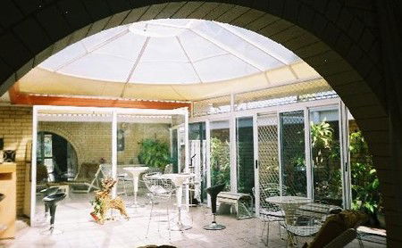 Capri Lodge - Holiday Adelaide 0