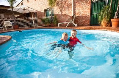 Endeavour Court Motor Inn - Holiday Adelaide 3