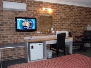 Town And Country Motor Inn Tamworth - Holiday Adelaide 1