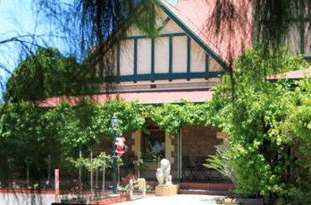 The Lodge Outback Motel - Holiday Adelaide 0