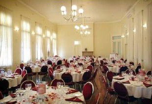 Hermitage Hill Resort And Conference Centre - Holiday Adelaide 1