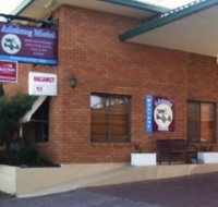 Adelong Motel - Holiday Adelaide