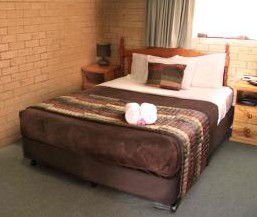 Avlon Gardens Motel - Holiday Adelaide 0