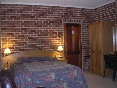 Exies Bagtown - Holiday Adelaide 6