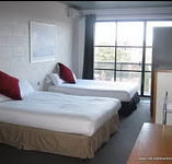 St Kilda Beach House - Holiday Adelaide