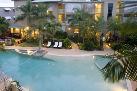Colonial Resort Noosa - Holiday Adelaide 3