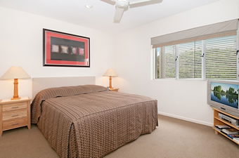 Aqua Promenade Beachfront Apartments - Holiday Adelaide 6