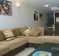 Waters Edge Apartments Cairns - Holiday Adelaide