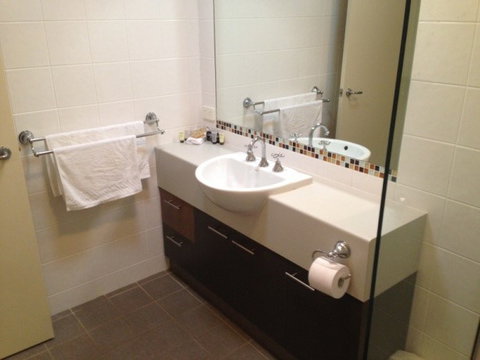 Coro Motel - Holiday Adelaide 2