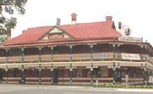 The New Coolamon Hotel - Coolamon - Holiday Adelaide 0