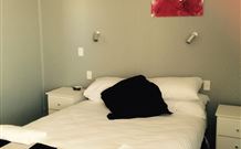 Town House Motor Inn - Young - Holiday Adelaide 4