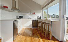 Wine Country Villas - Pokolbin - Holiday Adelaide 0