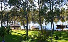 Between Waters B And B - - Holiday Adelaide 1