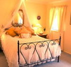 Blue Mountains Lakeside Bed and Breakfast - - Holiday Adelaide