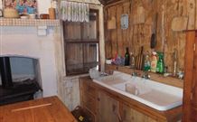 Aberfeldie Cottage B And B - Holiday Adelaide 2