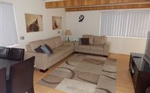 Cedar Pines Cottages - Holiday Adelaide 0