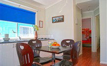 Cooma Cottage Accommodation - Holiday Adelaide 1
