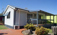 Cooma Cottage Accommodation - Holiday Adelaide 3