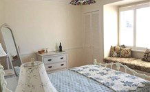 Yahgunyah Cottage - Holiday Adelaide 0