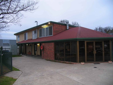 Albury-Wodonga YHA - Holiday Adelaide 1