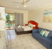 Tropical Palms Resort  4WD Hire - Holiday Adelaide