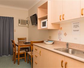 Accommodation On Denham - Holiday Adelaide 2