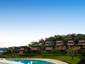 Yacht Club Villas - Holiday Adelaide 1