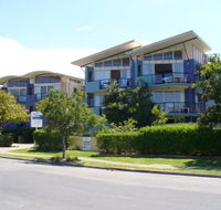 Twin Quays - Holiday Adelaide
