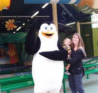 At Theme Park Central Holiday House - Holiday Adelaide