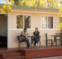 Alice Lodge Backpackers - Holiday Adelaide
