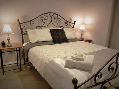 Huntington Cottage - Holiday Adelaide 6